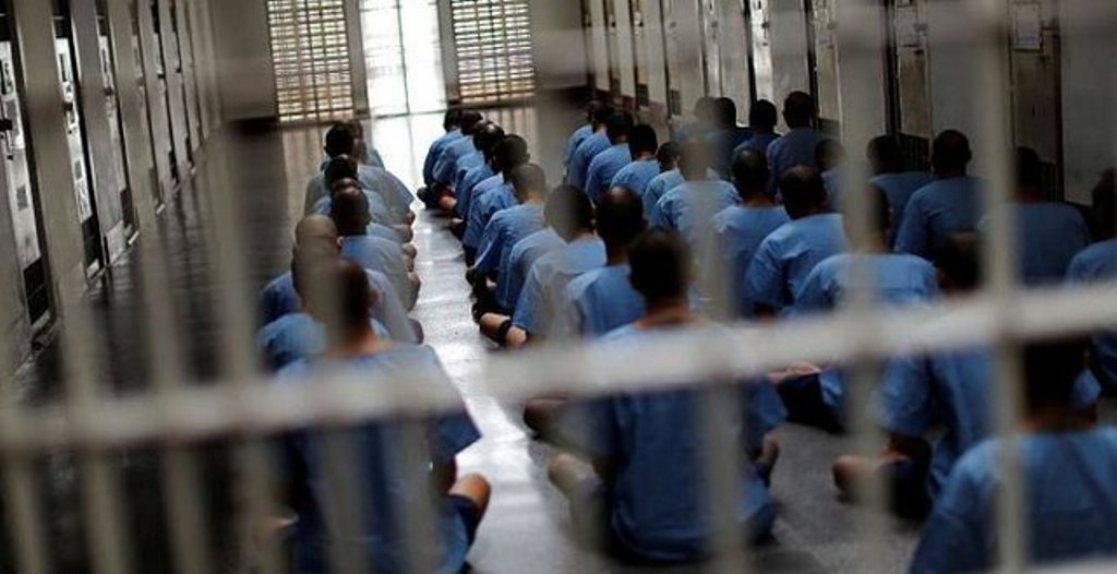 انتقاد یک حقوقدان از طرح ساماندهی زندانیان و کاهش جمعیت کیفری